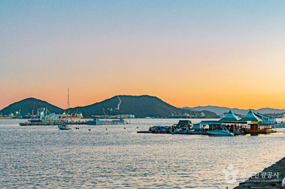 목포평화광장 여행 추천 - 메고지고 목포평화광장 여행 추천 - 메고지고