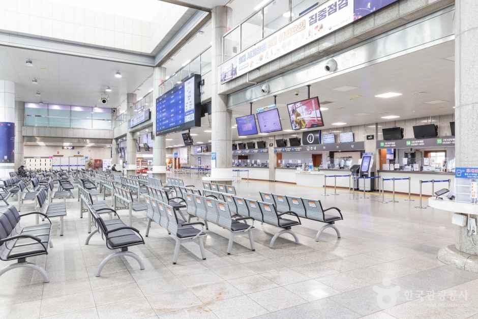 인천항연안여객터미널 여행 추천 - 메고지고 인천항연안여객터미널 여행 추천 - 메고지고
