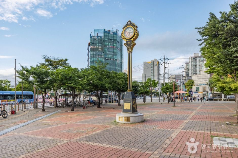 동인천역 북광장 여행 추천 - 메고지고 동인천역 북광장 여행 추천 - 메고지고