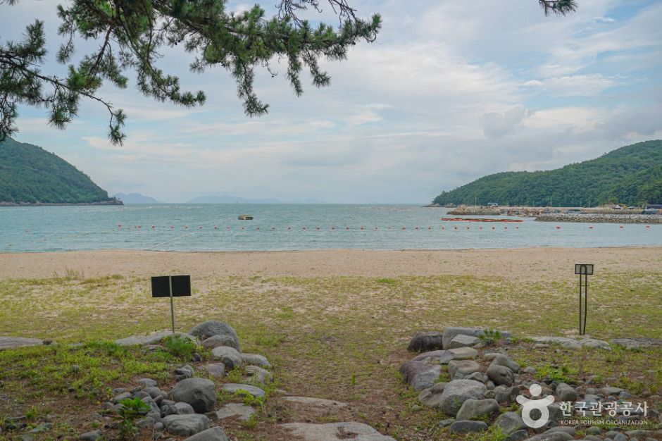 덕흥해수욕장 여행 추천 - 메고지고 덕흥해수욕장 여행 추천 - 메고지고
