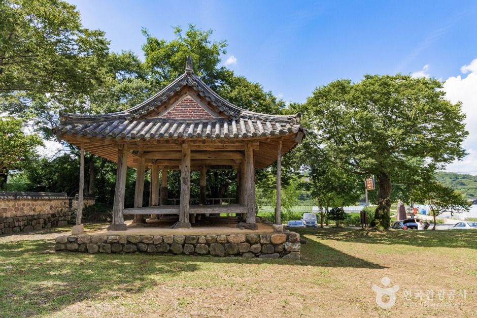 영팔정 여행 추천 - 메고지고 영팔정 여행 추천 - 메고지고