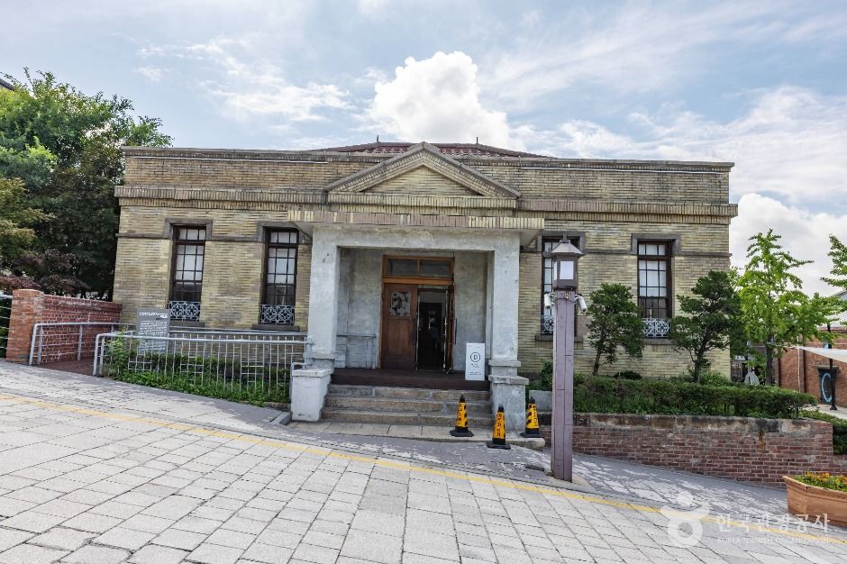 구 일본우선주식회사 인천지점 여행 추천 - 메고지고 구 일본우선주식회사 인천지점 여행 추천 - 메고지고