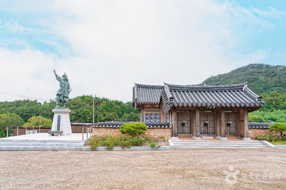 배중손 사당 여행 추천 - 메고지고 배중손 사당 여행 추천 - 메고지고