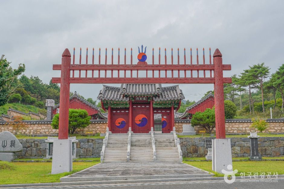 용산서원(보성) 여행 추천 - 메고지고
