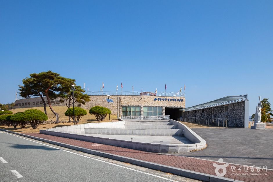 장흥동학농민혁명기념관 여행 추천 - 메고지고 장흥동학농민혁명기념관 여행 추천 - 메고지고