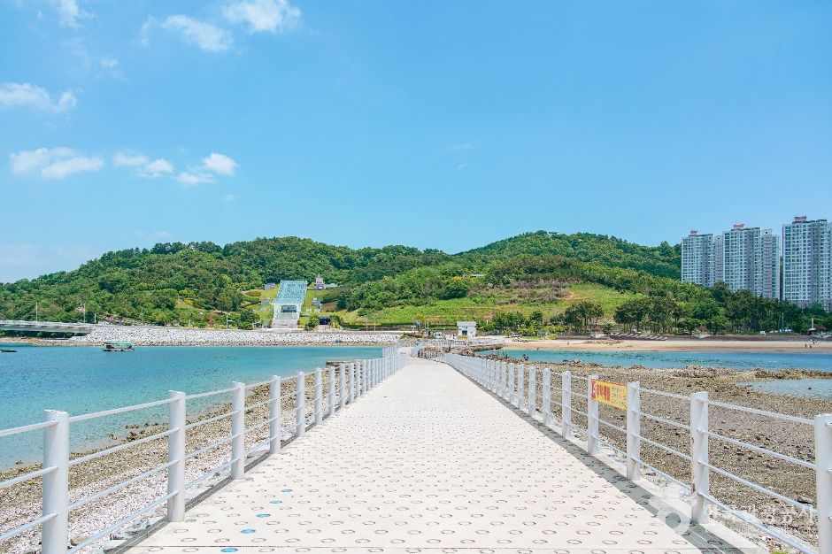예술의 섬 장도 여행 추천 - 메고지고