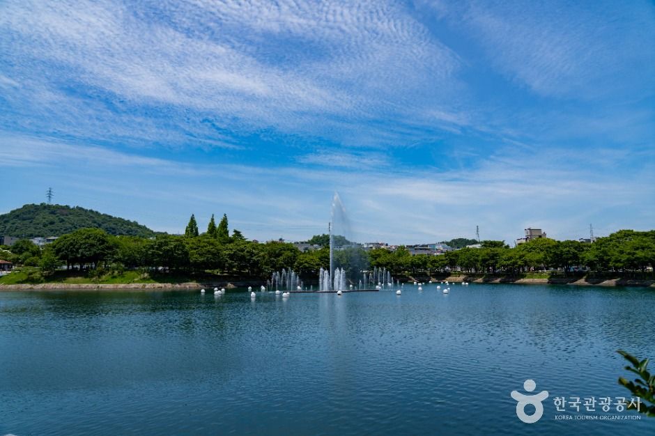 성산공원 여행 추천 - 메고지고