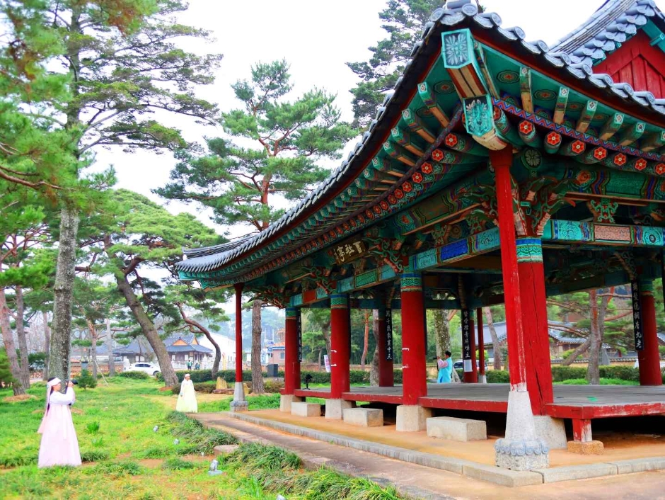 한복입고 유유자적 (주식회사고영) 여행 추천 - 메고지고 한복입고 유유자적 (주식회사고영) 여행 추천 - 메고지고