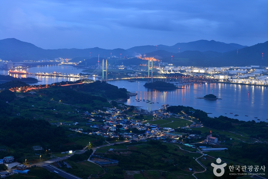 묘도 봉화산 전망공원 여행 추천 - 메고지고