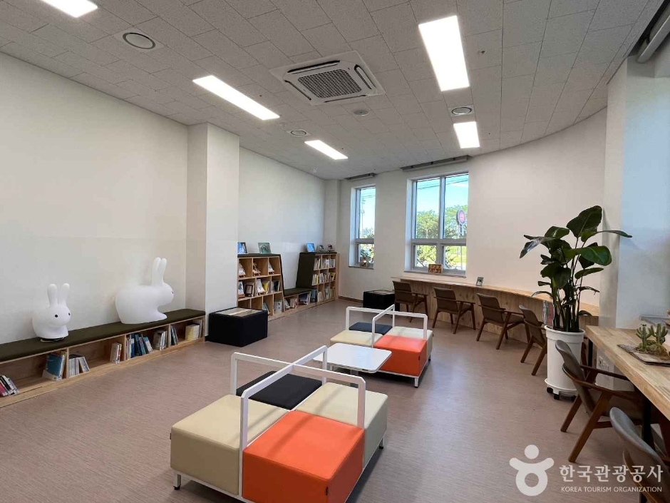 순천 반려동물 문화센터 여행 추천 - 메고지고
