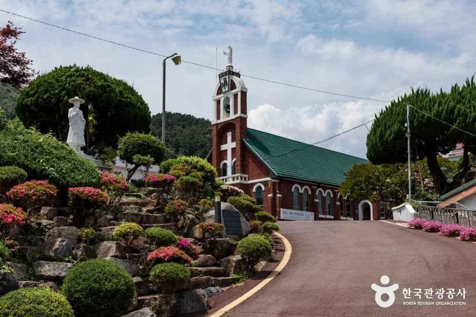 동산동성당 여행 추천 - 메고지고