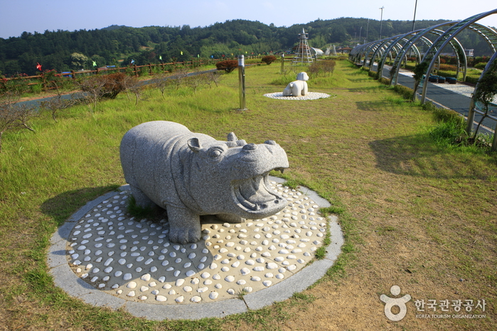 불갑저수지 수변공원 여행 추천 - 메고지고 불갑저수지 수변공원 여행 추천 - 메고지고