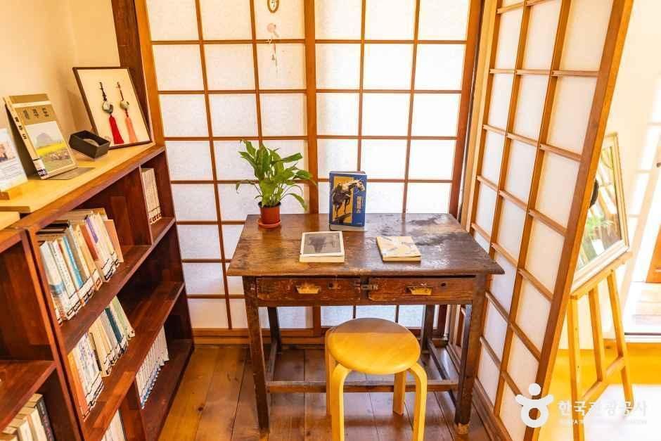 제주책방·사랑방 여행 추천 - 메고지고 제주책방·사랑방 여행 추천 - 메고지고