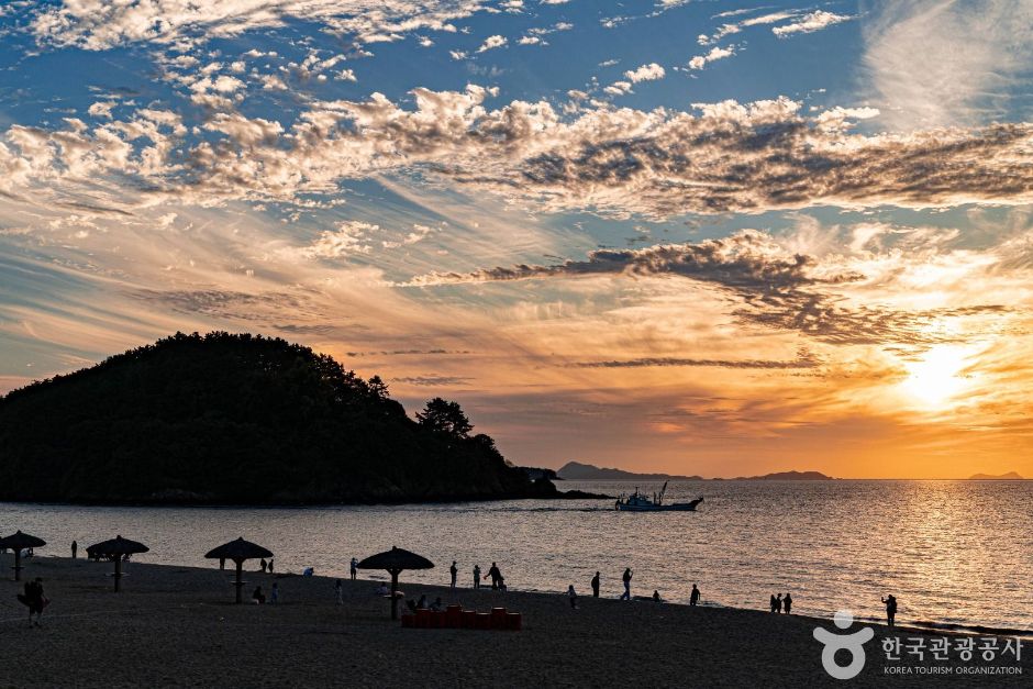 변산해수욕장 여행 추천 - 메고지고 변산해수욕장 여행 추천 - 메고지고