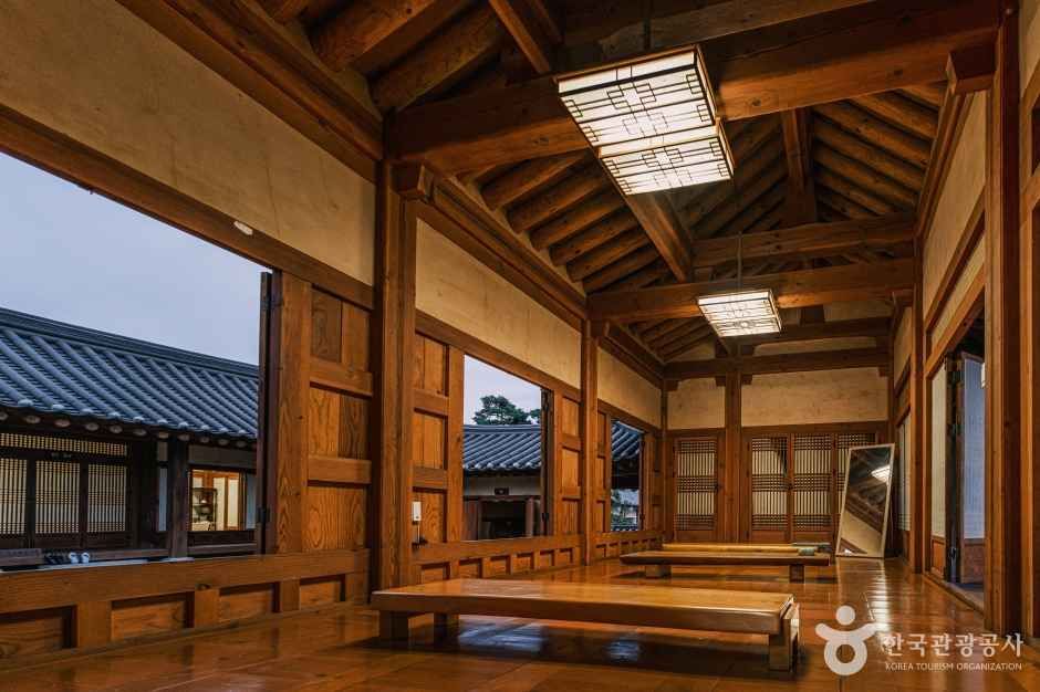 증평민속체험박물관 여행 추천 - 메고지고 증평민속체험박물관 여행 추천 - 메고지고