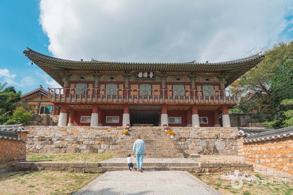 범어사(부산) 여행 추천 - 메고지고 범어사(부산) 여행 추천 - 메고지고