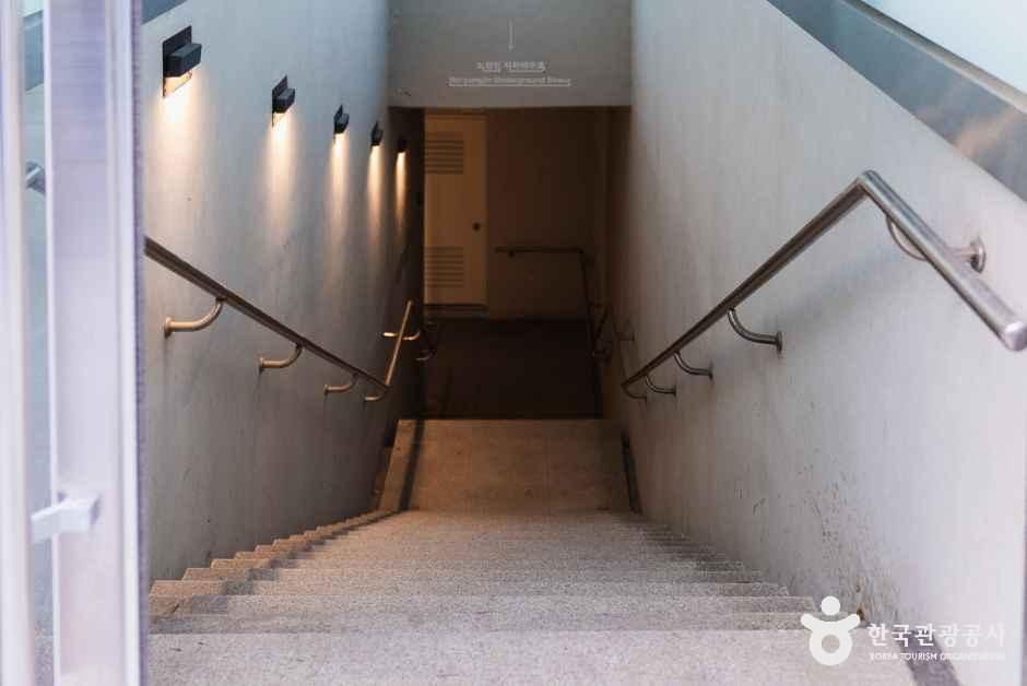 노량진 지하 배수로 여행 추천 - 메고지고 노량진 지하 배수로 여행 추천 - 메고지고