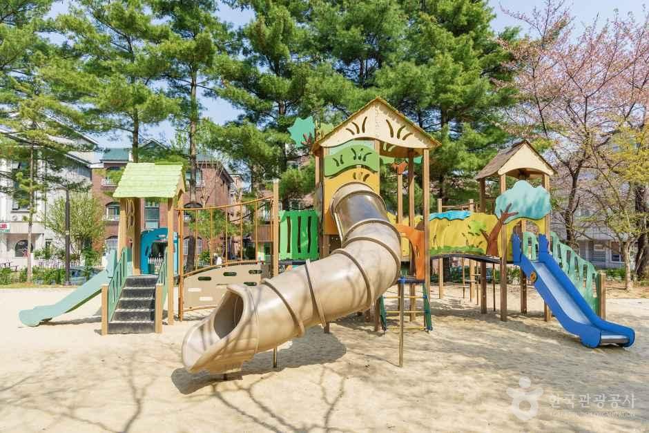 밤가시공원 여행 추천 - 메고지고