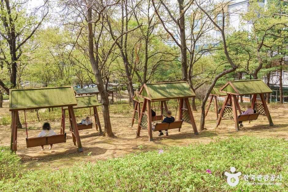 성저공원 여행 추천 - 메고지고 성저공원 여행 추천 - 메고지고