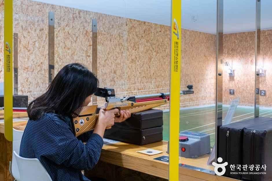 골든타켓 슈팅센터 여행 추천 - 메고지고 골든타켓 슈팅센터 여행 추천 - 메고지고
