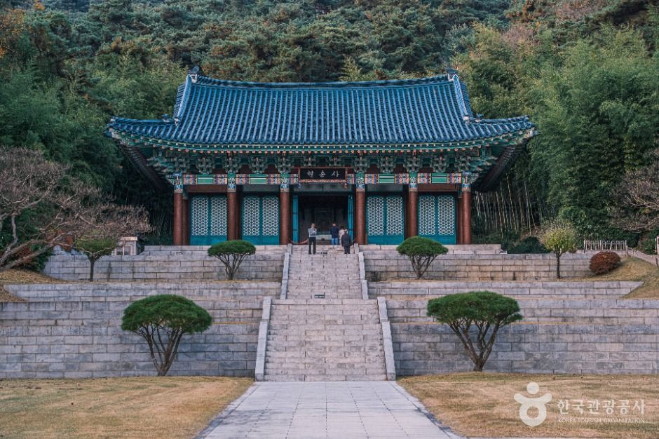 현충사 여행 추천 - 메고지고 현충사 여행 추천 - 메고지고