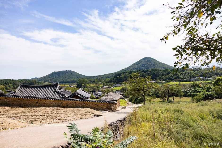 고성 왕곡마을 여행 추천 - 메고지고 고성 왕곡마을 여행 추천 - 메고지고