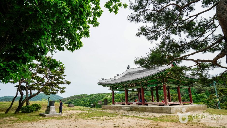 청주 상당산성 여행 추천 - 메고지고
