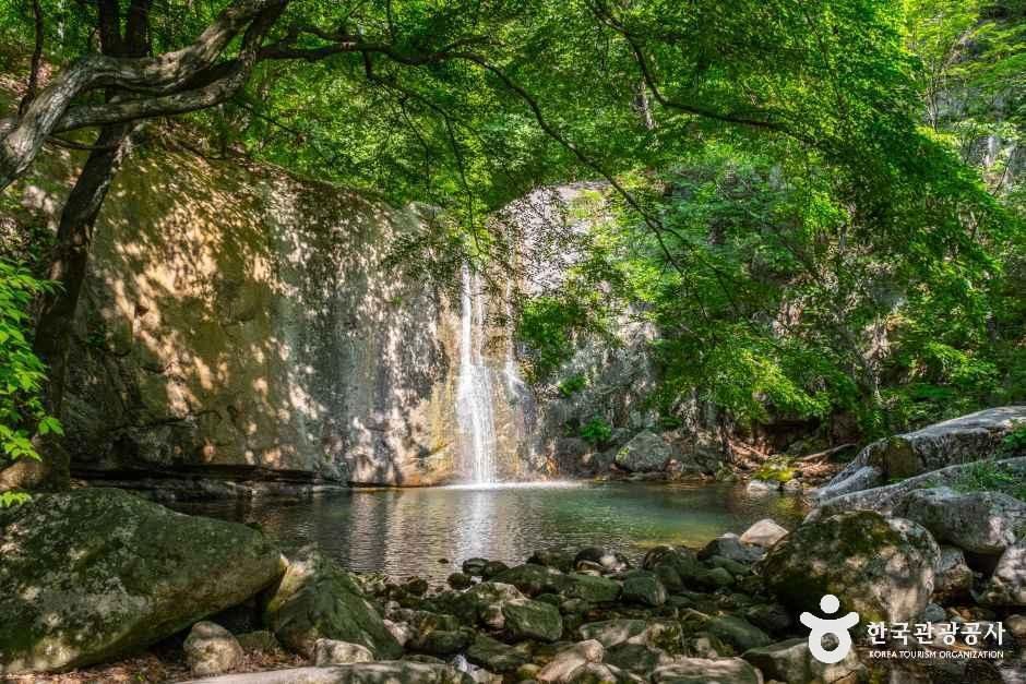 청평사계곡 여행 추천 - 메고지고