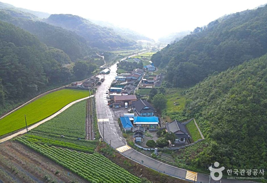 진안 웅치골마을 여행 추천 - 메고지고 진안 웅치골마을 여행 추천 - 메고지고