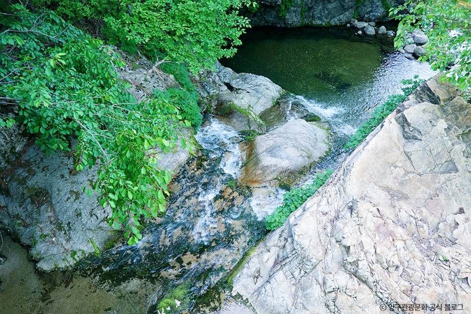 팔랑폭포 여행 추천 - 메고지고