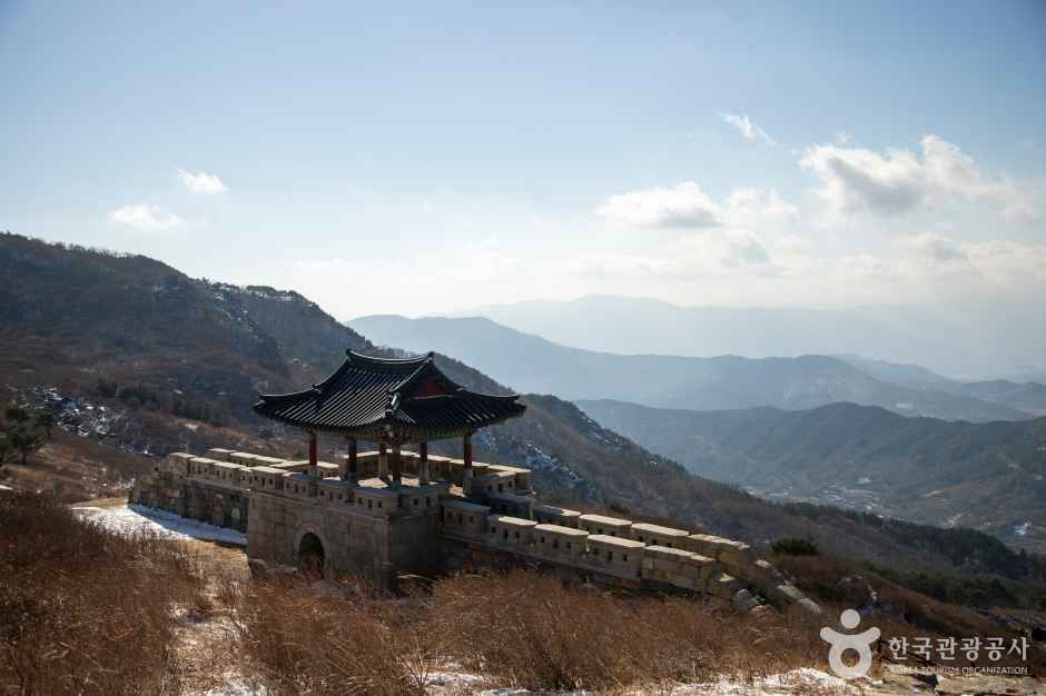 황매산 군립공원 여행 추천 - 메고지고