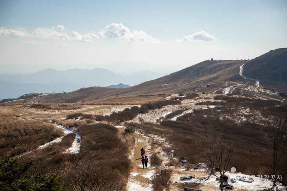 황매산 군립공원 여행 추천 - 메고지고