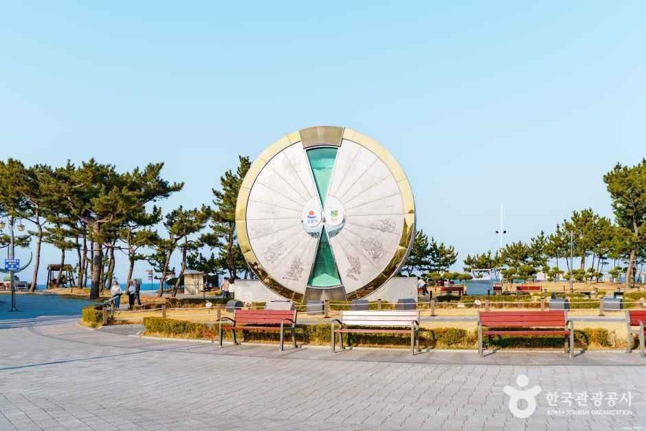 모래시계공원 여행 추천 - 메고지고 모래시계공원 여행 추천 - 메고지고
