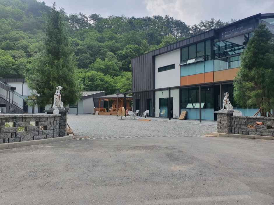 그자리야영장 여행 추천 - 메고지고 그자리야영장 여행 추천 - 메고지고