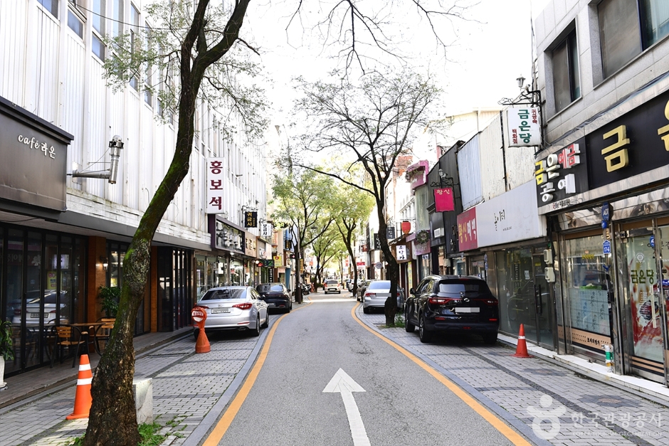 웨딩의 거리 여행 추천 - 메고지고 웨딩의 거리 여행 추천 - 메고지고