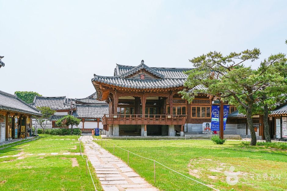 수원전통문화관 여행 추천 - 메고지고 수원전통문화관 여행 추천 - 메고지고