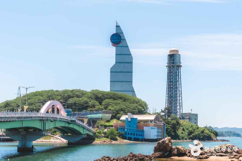 창원솔라타워 여행 추천 - 메고지고 창원솔라타워 여행 추천 - 메고지고