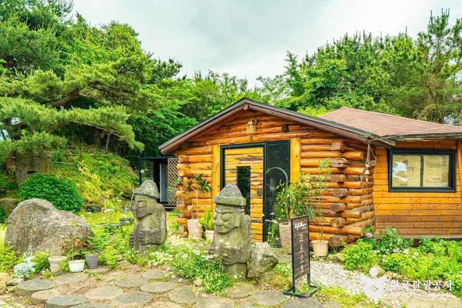어승생승마장 여행 추천 - 메고지고