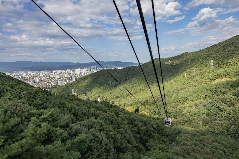 앞산 케이블카(앞산 전망대) 여행 추천 - 메고지고 앞산 케이블카(앞산 전망대) 여행 추천 - 메고지고