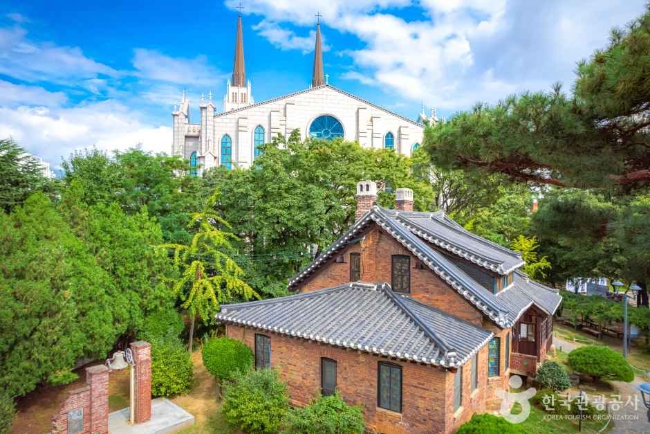 동산청라언덕 여행 추천 - 메고지고 동산청라언덕 여행 추천 - 메고지고