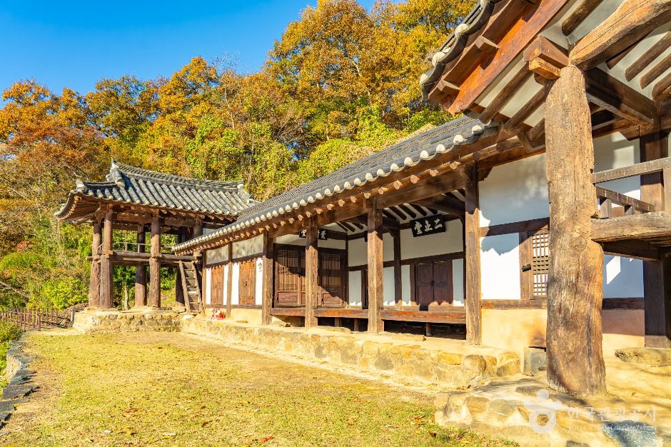 옥천 이지당 여행 추천 - 메고지고