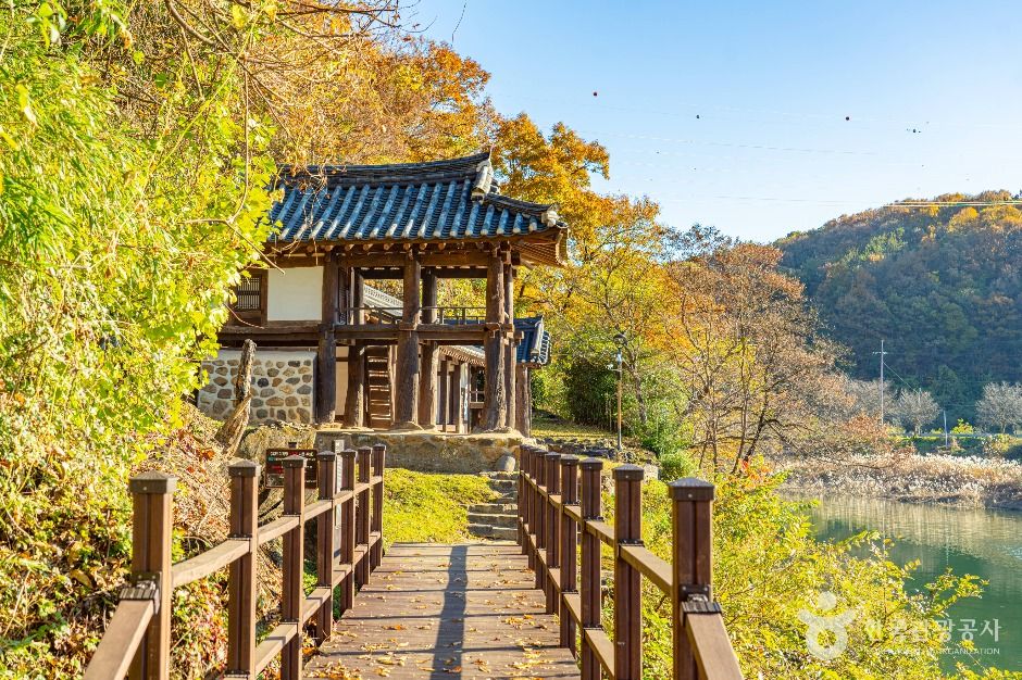 옥천 이지당 여행 추천 - 메고지고