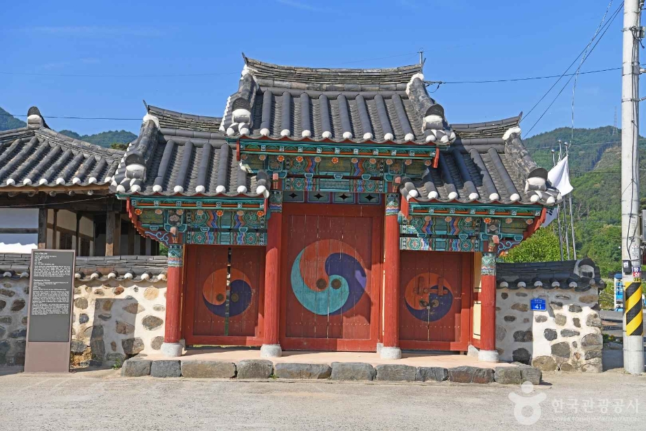 덕산사(금산) 여행 추천 - 메고지고 덕산사(금산) 여행 추천 - 메고지고