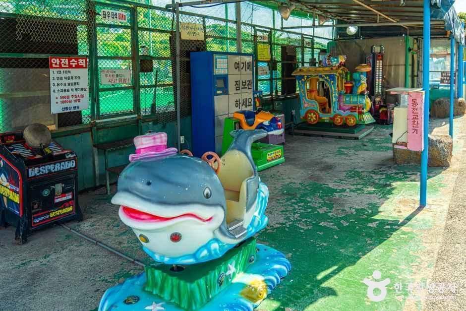 산방산랜드 여행 추천 - 메고지고