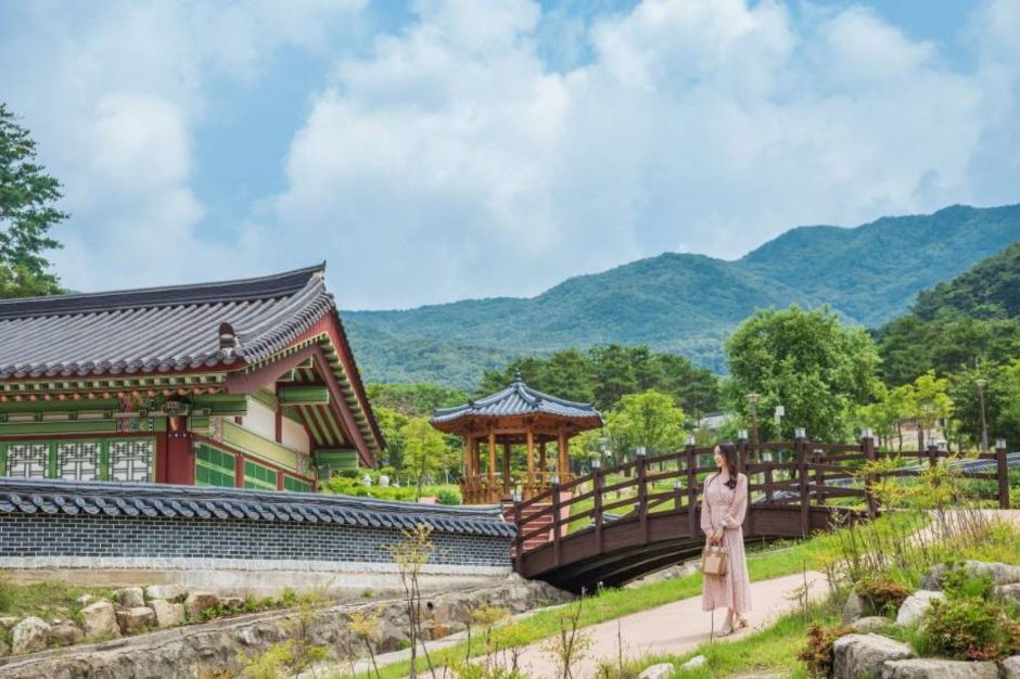 세종대왕자태실 생명문화공원(태실문화관) 여행 추천 - 메고지고