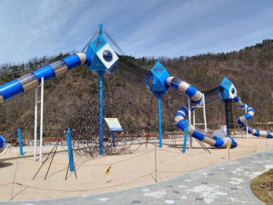 빙계얼음골 야영장 여행 추천 - 메고지고
