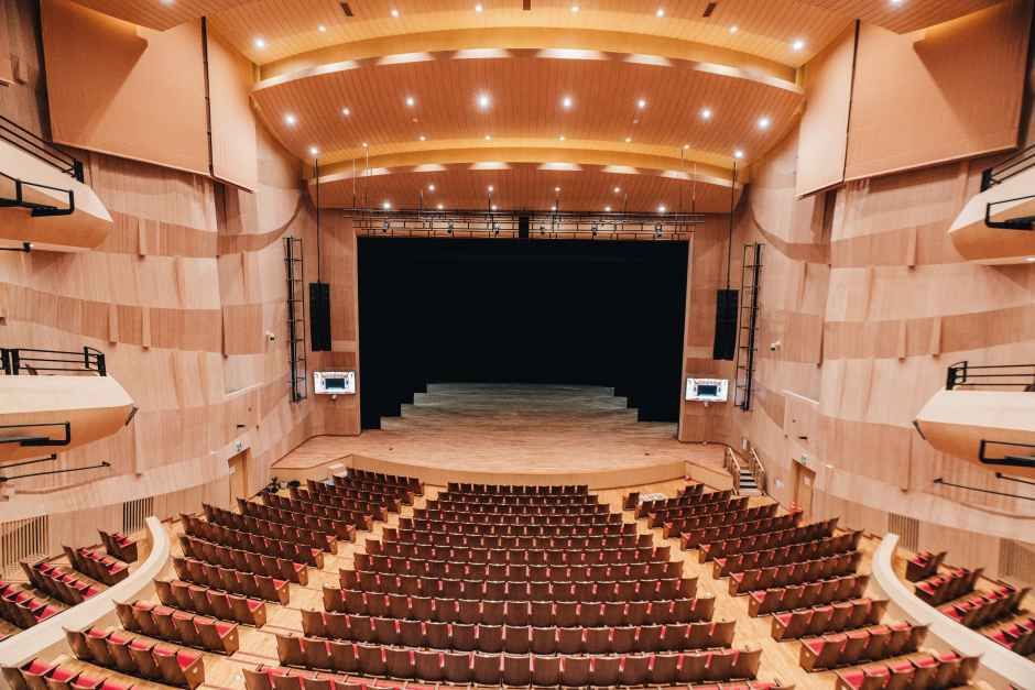 평택아트센터 여행 추천 - 메고지고 평택아트센터 여행 추천 - 메고지고