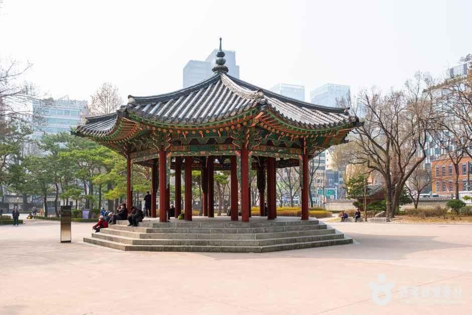 탑골공원 여행 추천 - 메고지고 탑골공원 여행 추천 - 메고지고