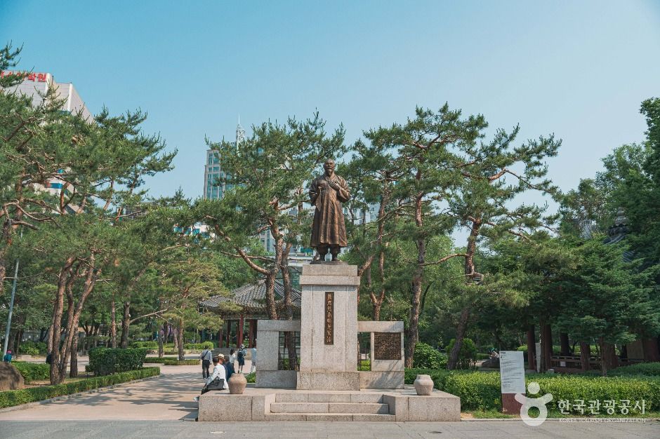 탑골공원 여행 추천 - 메고지고 탑골공원 여행 추천 - 메고지고