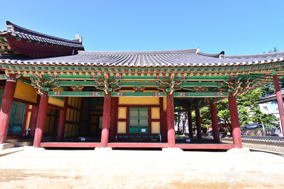 전주 풍패지관 (전주객사) 여행 추천 - 메고지고 전주 풍패지관 (전주객사) 여행 추천 - 메고지고